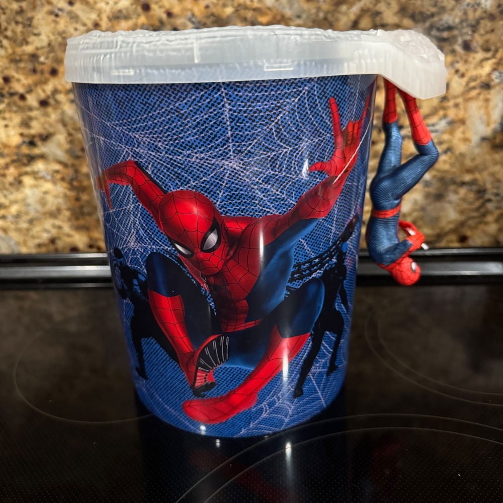 Marvel Spider-Man Brand New Day Movie Theater Popcorn Bucket Lid Figure 130oz